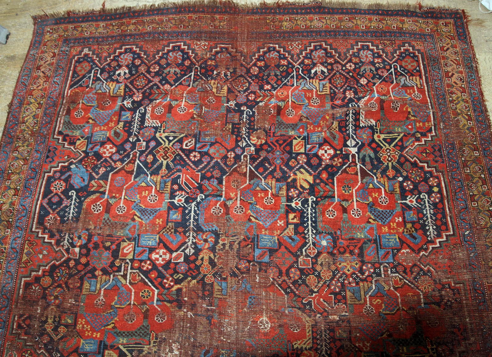 Handmade Oriental antique carpet 149cm x 195cm 1840s