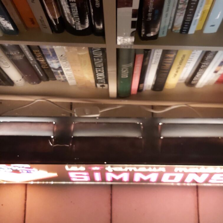 Simmons mattress light advertising sign