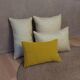 Assortiment coussins jaune moutarde