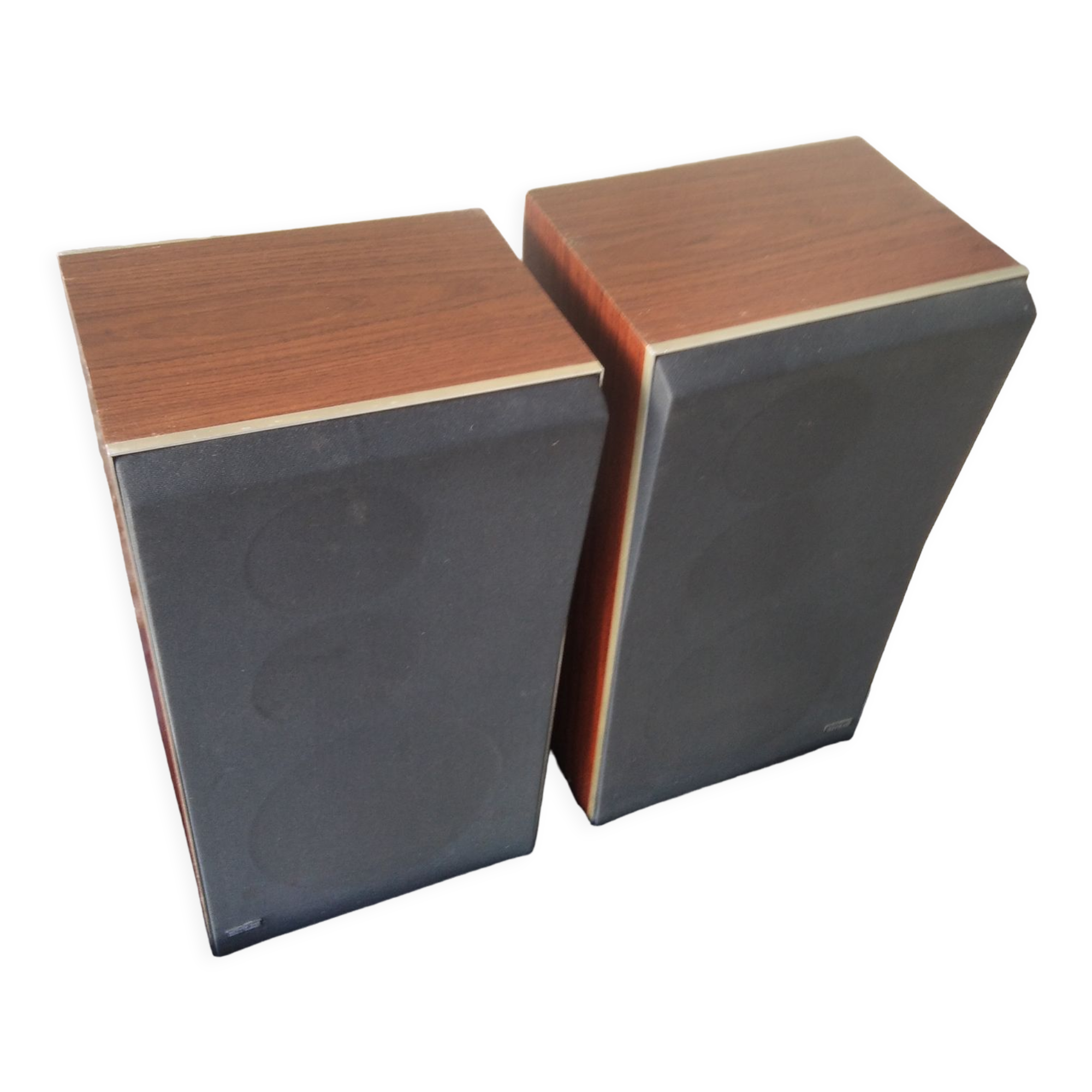 Vintage Bang and Olufsen S45-2 speakers