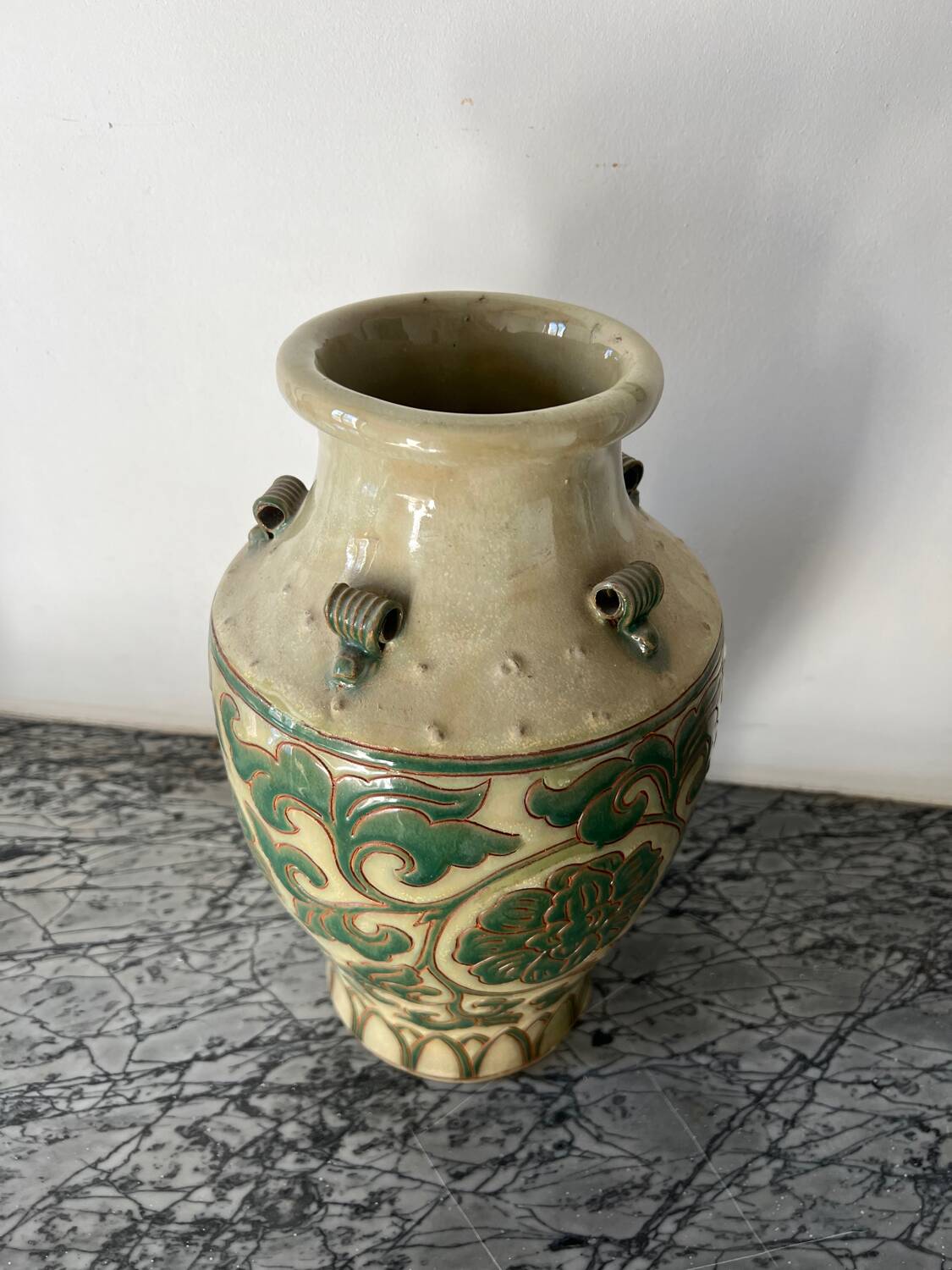 Antique-style ceramic vase