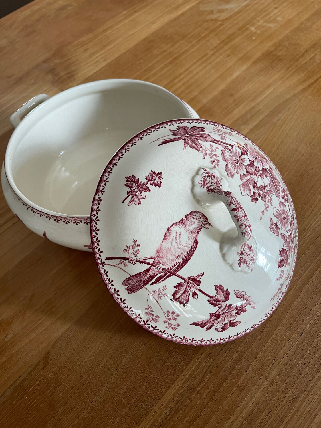 Longwy tureen