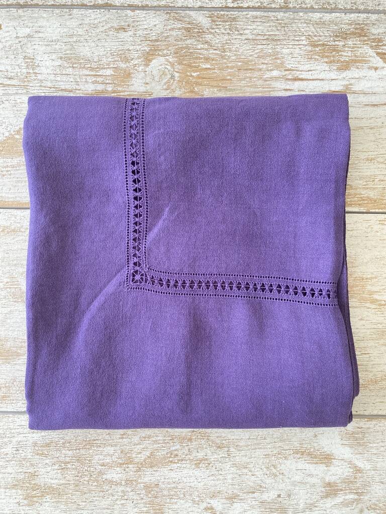 Purple tablecloth - 124x124 cm - Métis