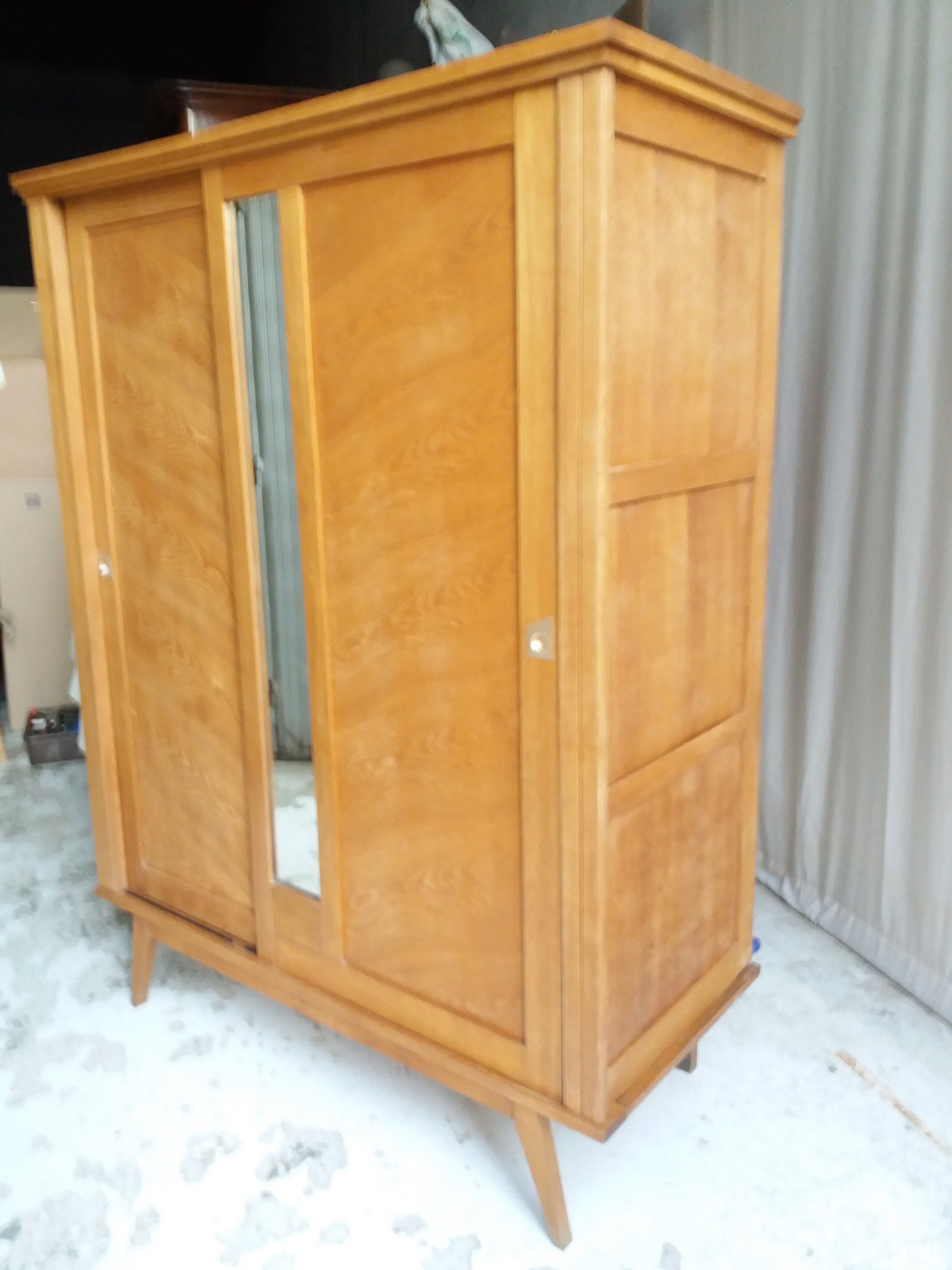 Vintage 2-door and mirror cabinet