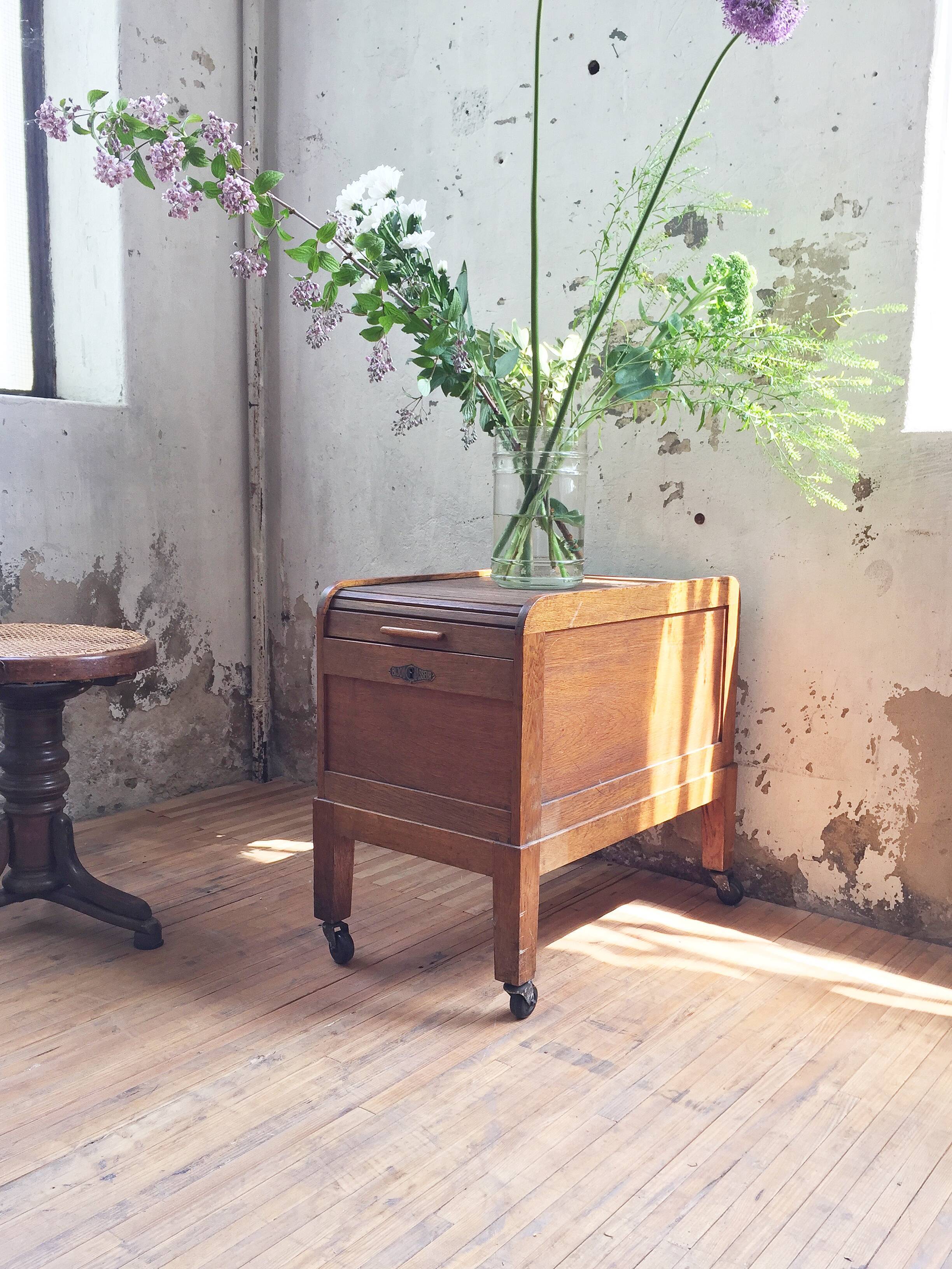 Furniture to curtain jewel workbook