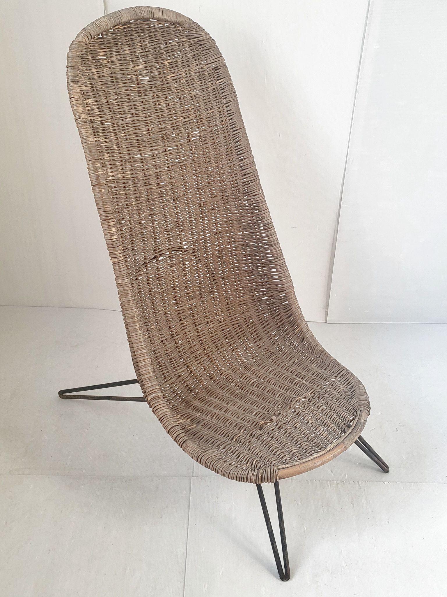 Fauteuil en rotin vintage 1950