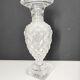 Deux vases en cristal à facettes
