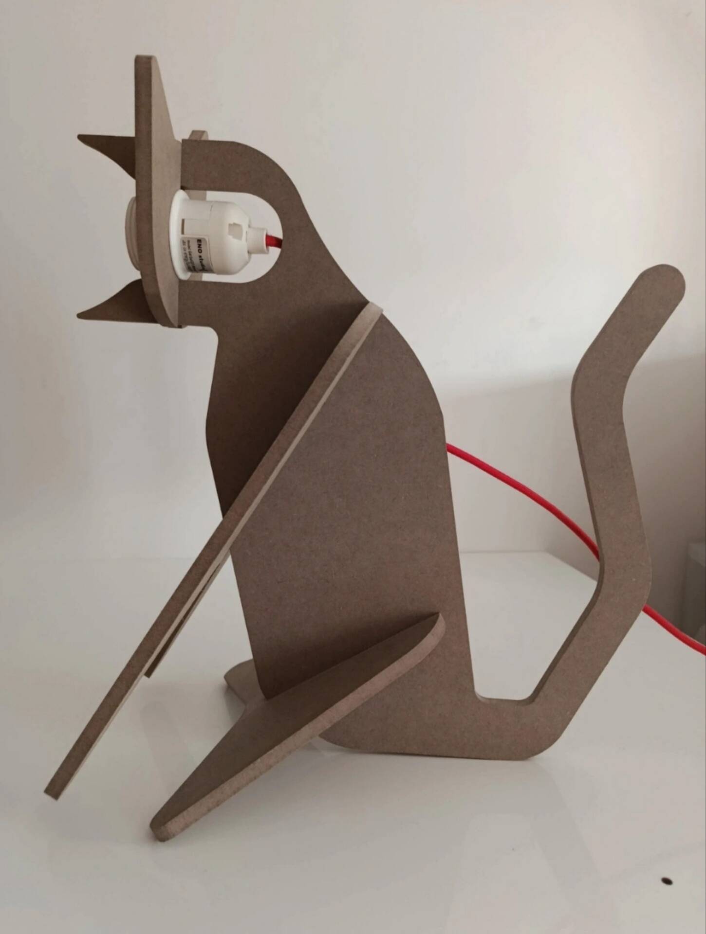 Eno get out cat Lamp design