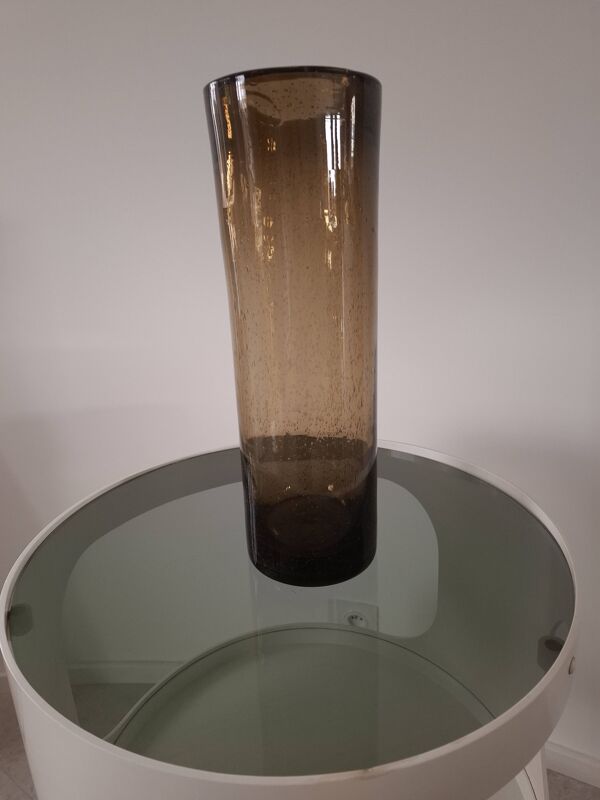 Vas rouleau en verre soufflé ambré