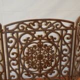 Cast iron fireplace firewall
