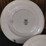 5 assiettes plates en Terre de Fer, faïence de Longwy modèle "Suzanne"