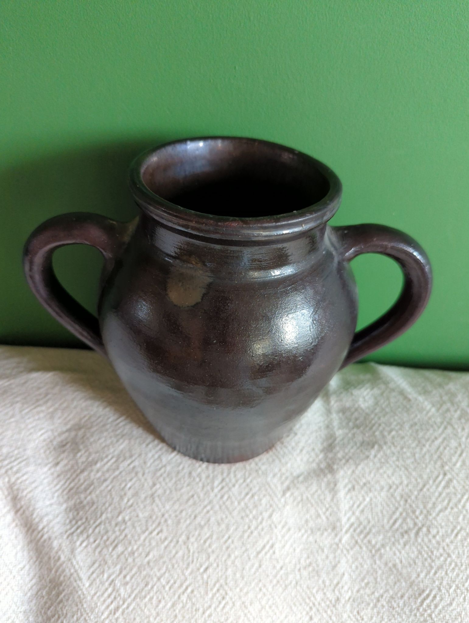 Vase en poterie de Nehou signé Hamel