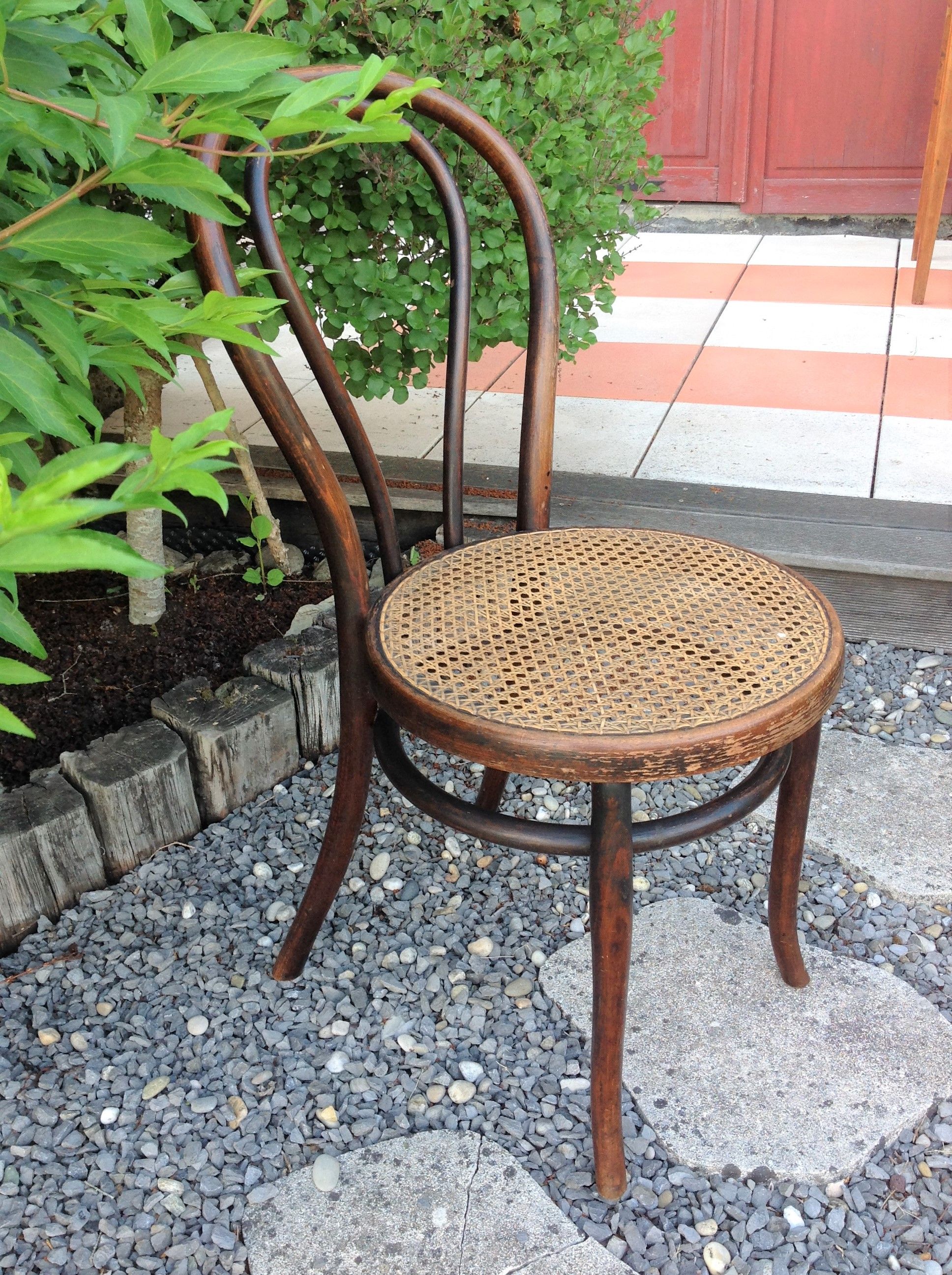 Bistro chair in curved wood and cannage / vintage years 30-40