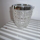 Ice bucket