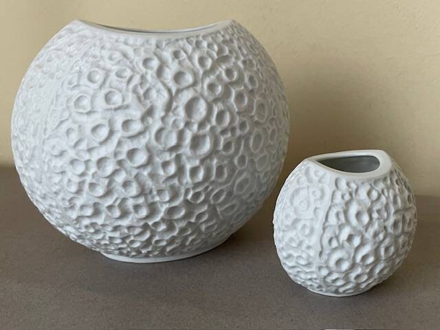 Op art vases, Heinrich, 1970s