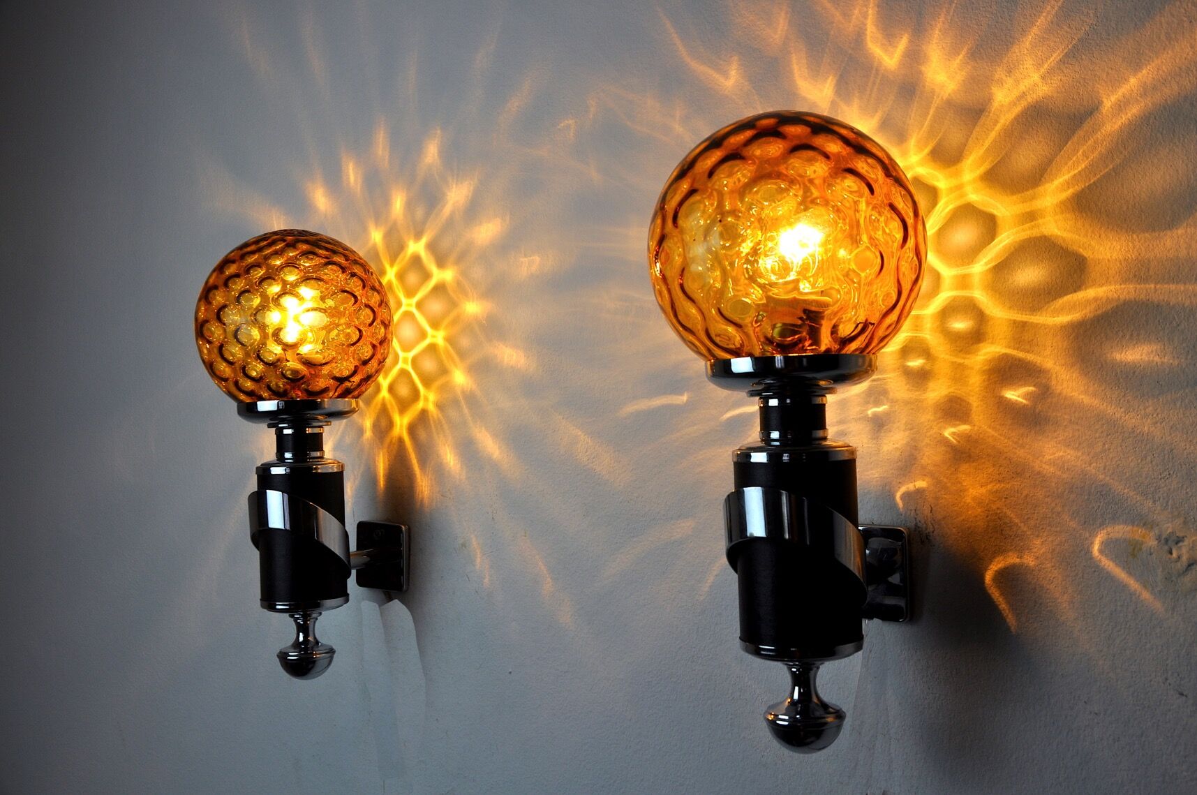 Pair of Murano wall lamps, Italy, 1970