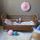 Vintage child ratin bed