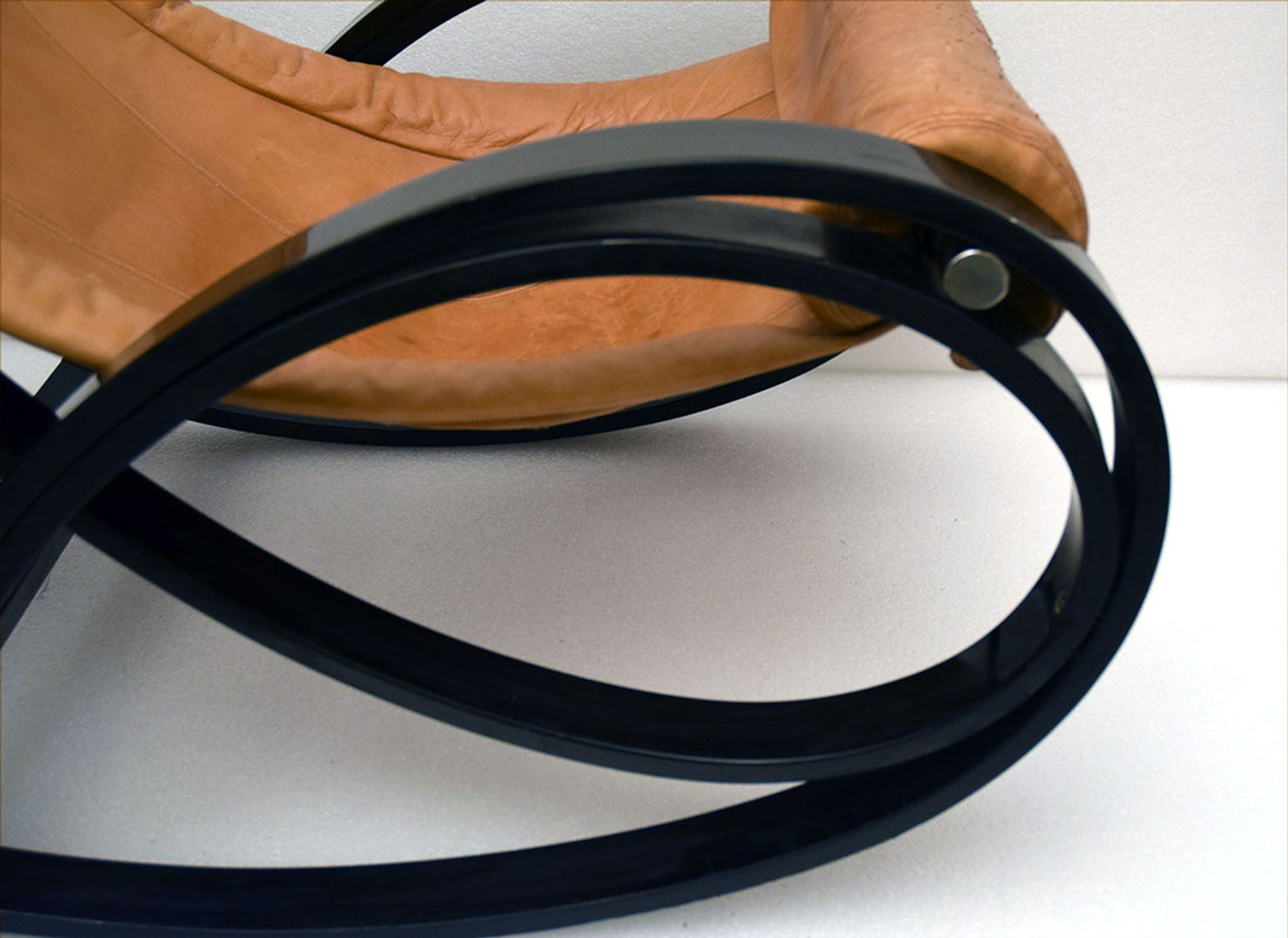 Sgarsul rocking chair designed by Gae Aulenti for Poltronova