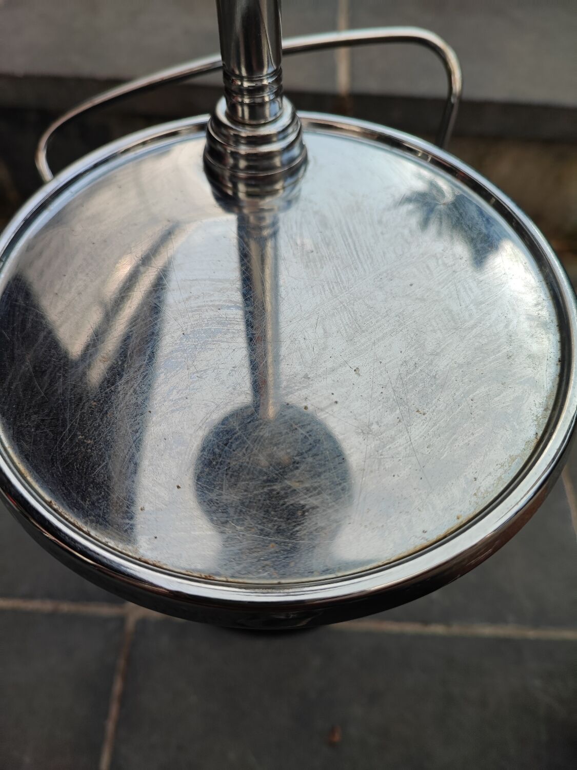 Chromed stand ashtray