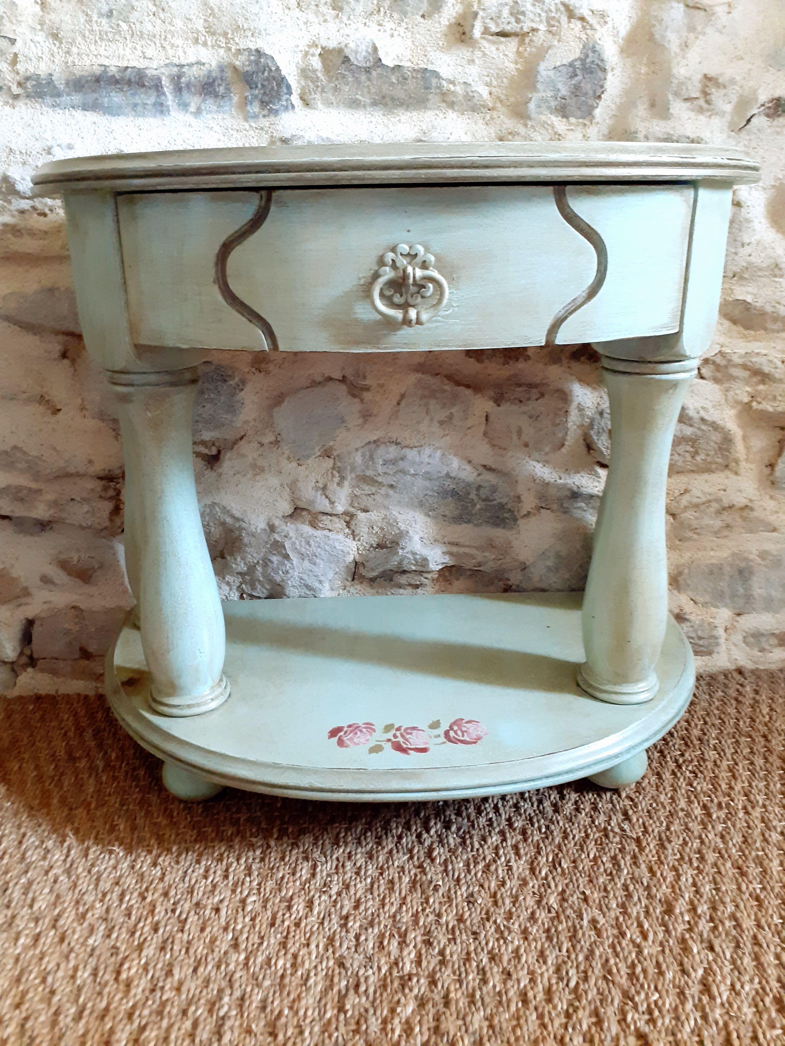 Chevet ou meuble d'appoint style Shabby chic