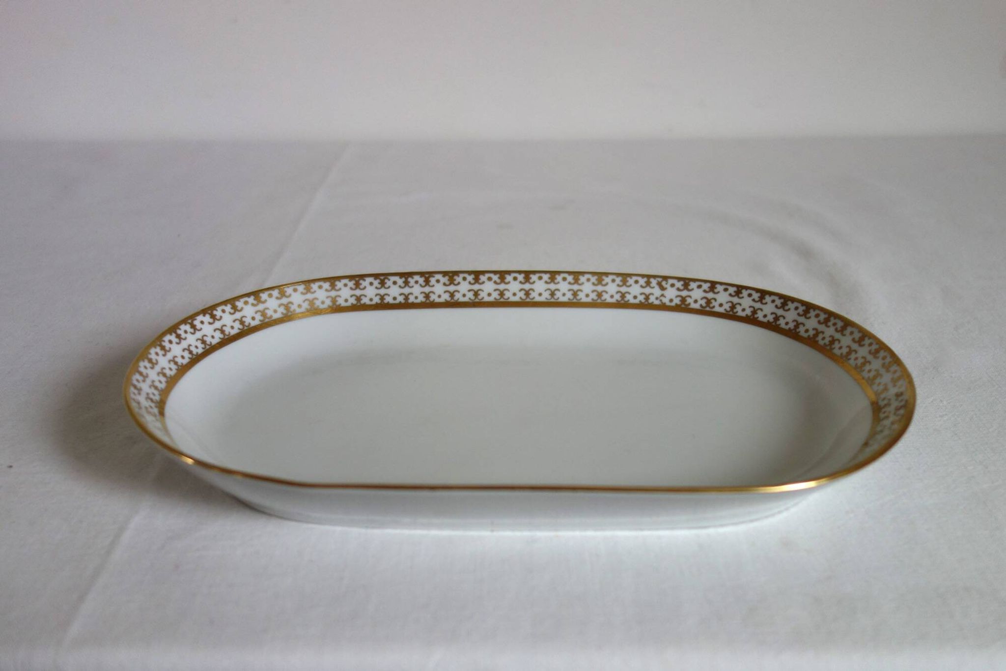 Set of 3 German Kahla Konotz porcelain serving dishes, vintage
