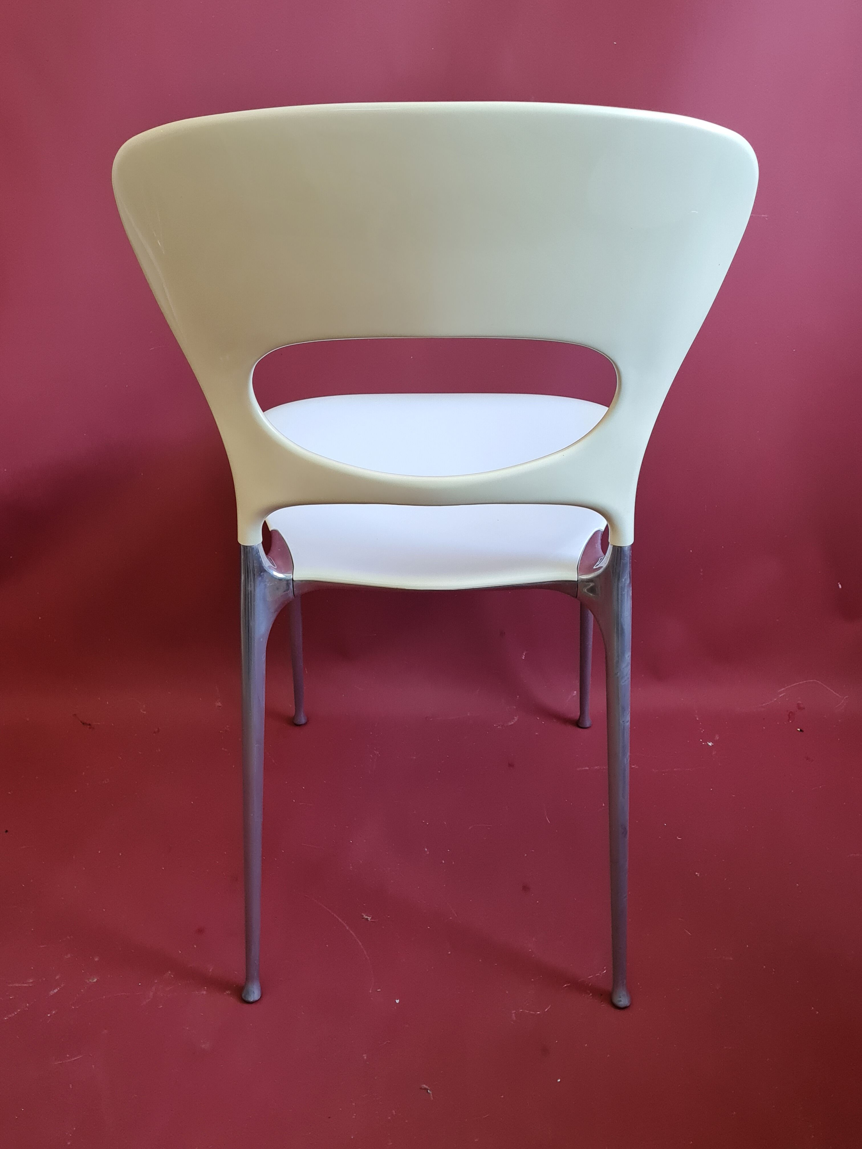 Lot de 4 chaises fonte aluminium et plastique modéle Tonia de Bontempi - Italie, estampillées