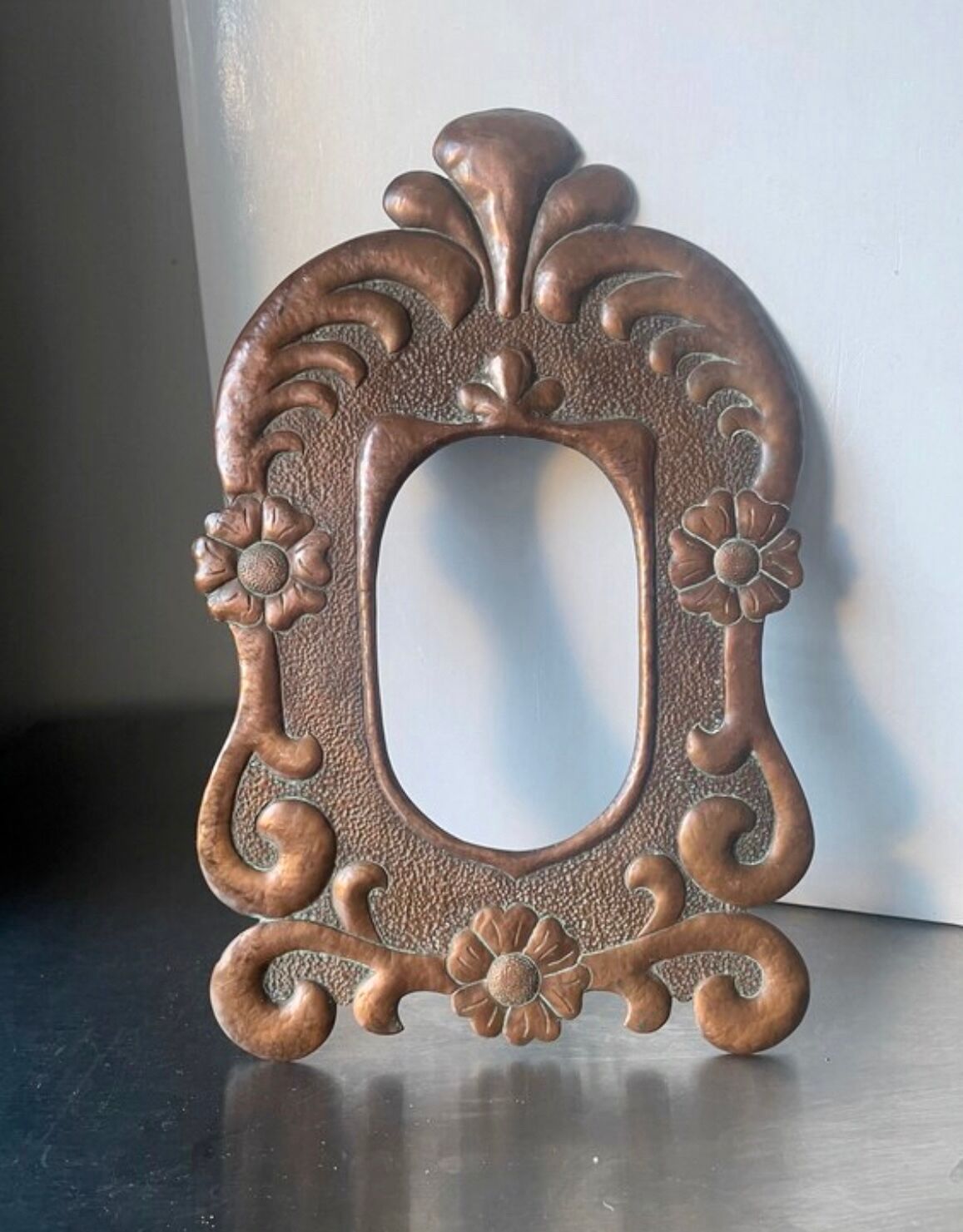 Art nouveau copper metal frame 31 cm x 19 cm