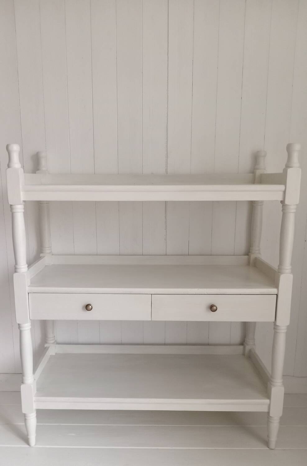 Shelf / Shelf unit on feet