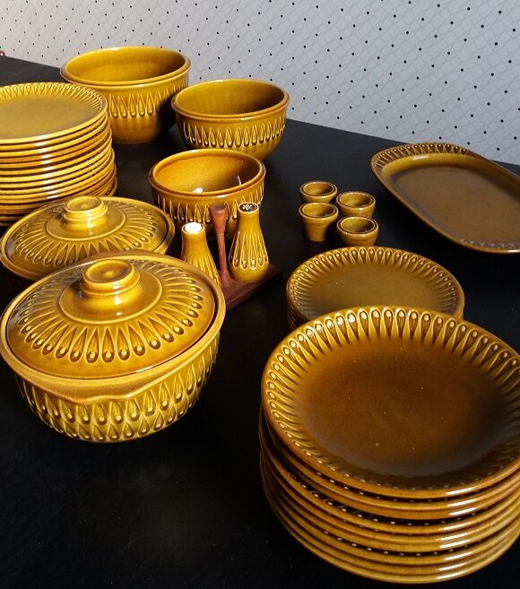 Lot of dishes 1960