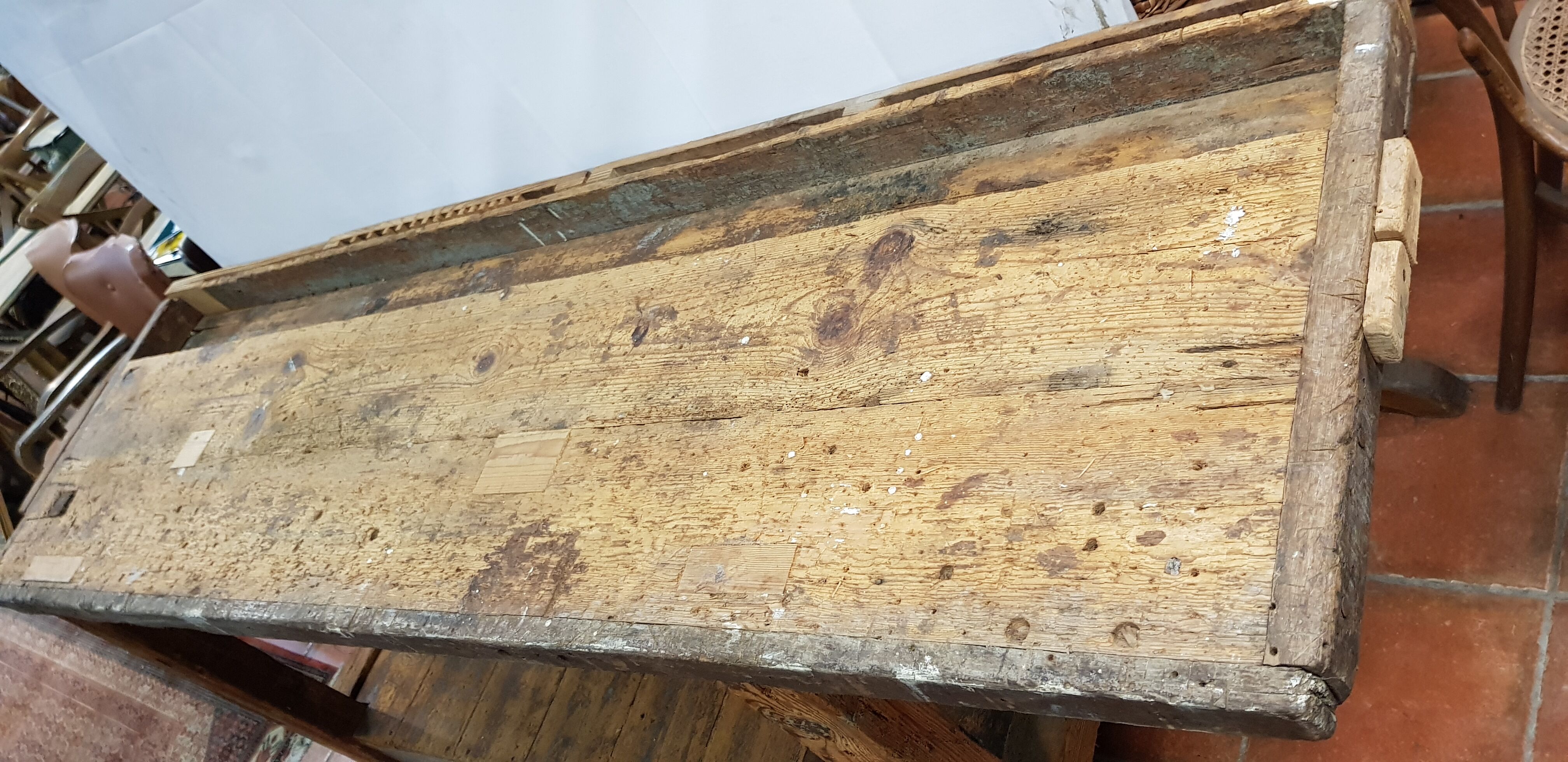 Établi d'ébéniste en bois
