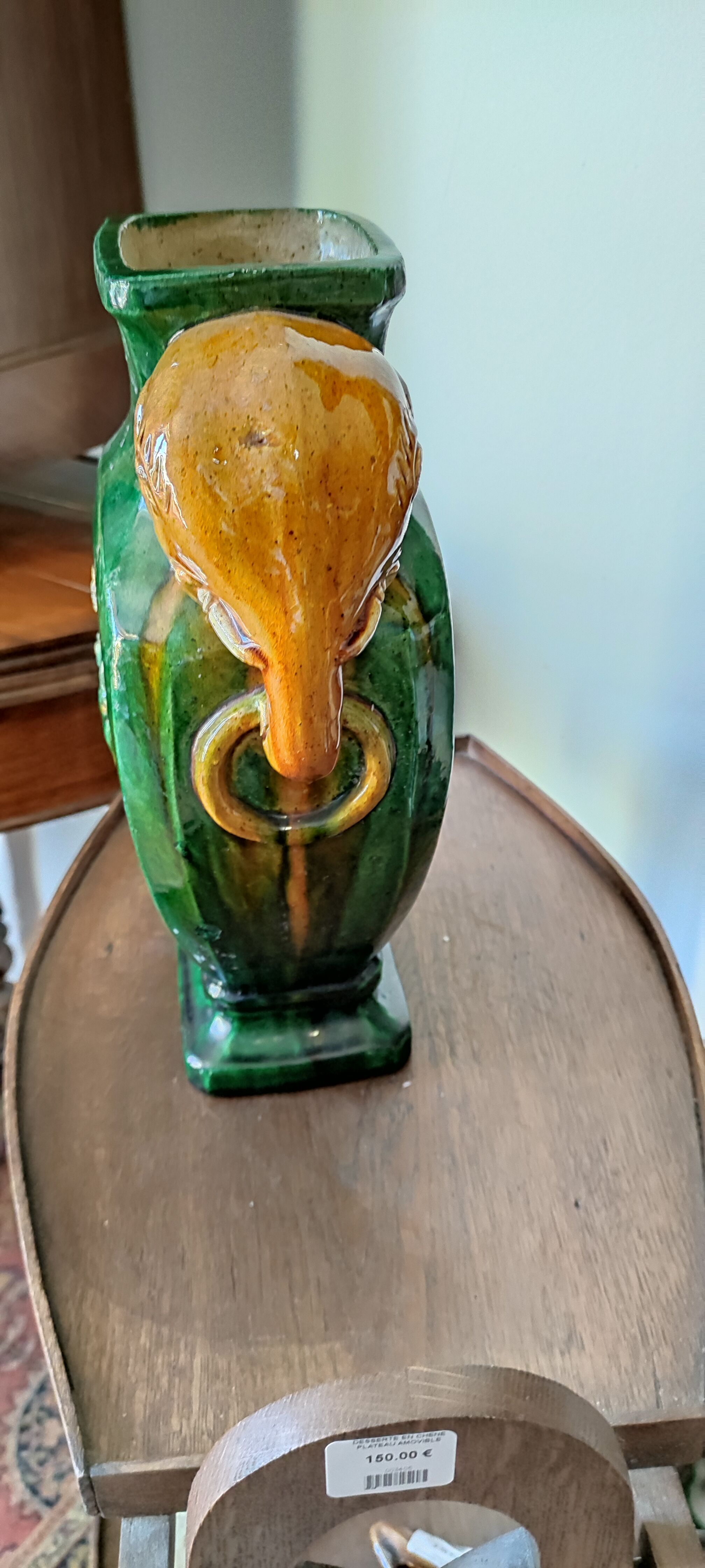 Sancai vase with elephant decoration handle