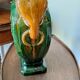Vase sancai à anse décor éléphant