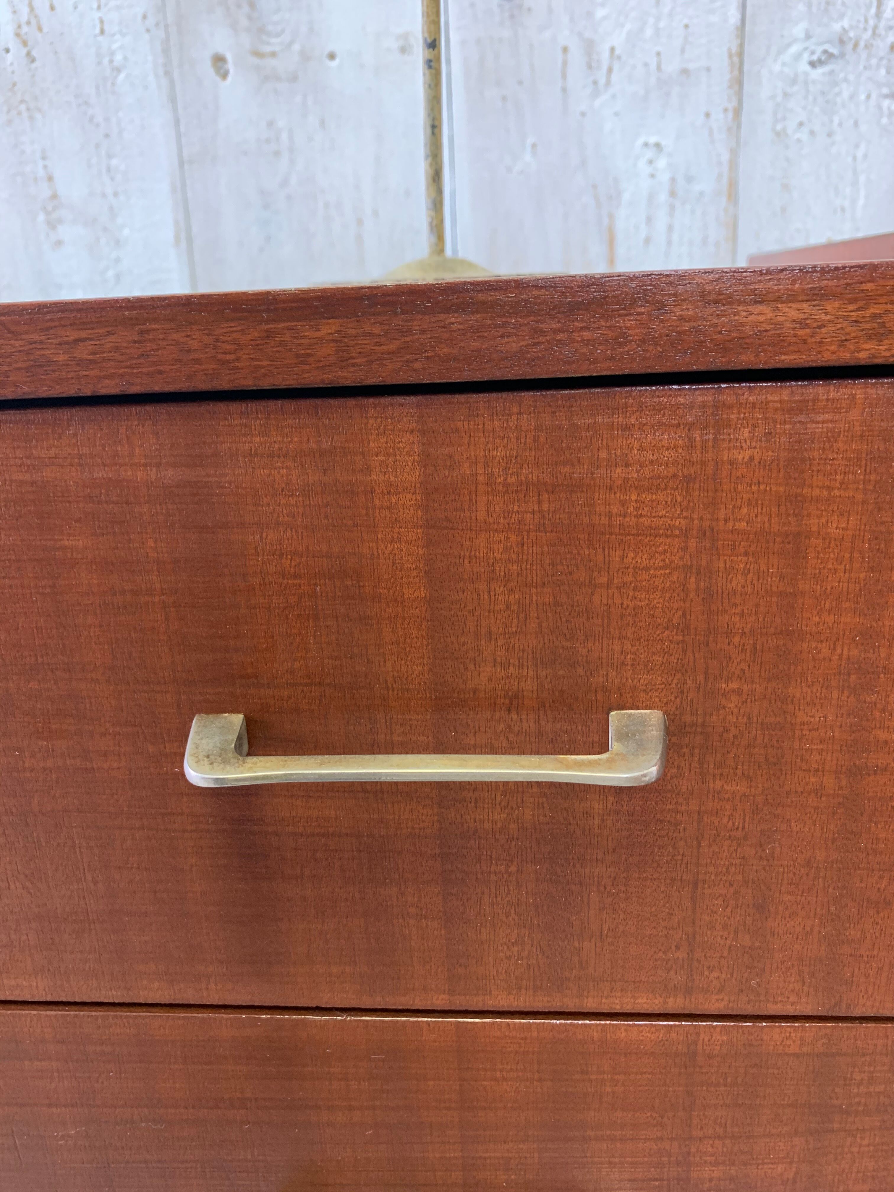 Commode vintage