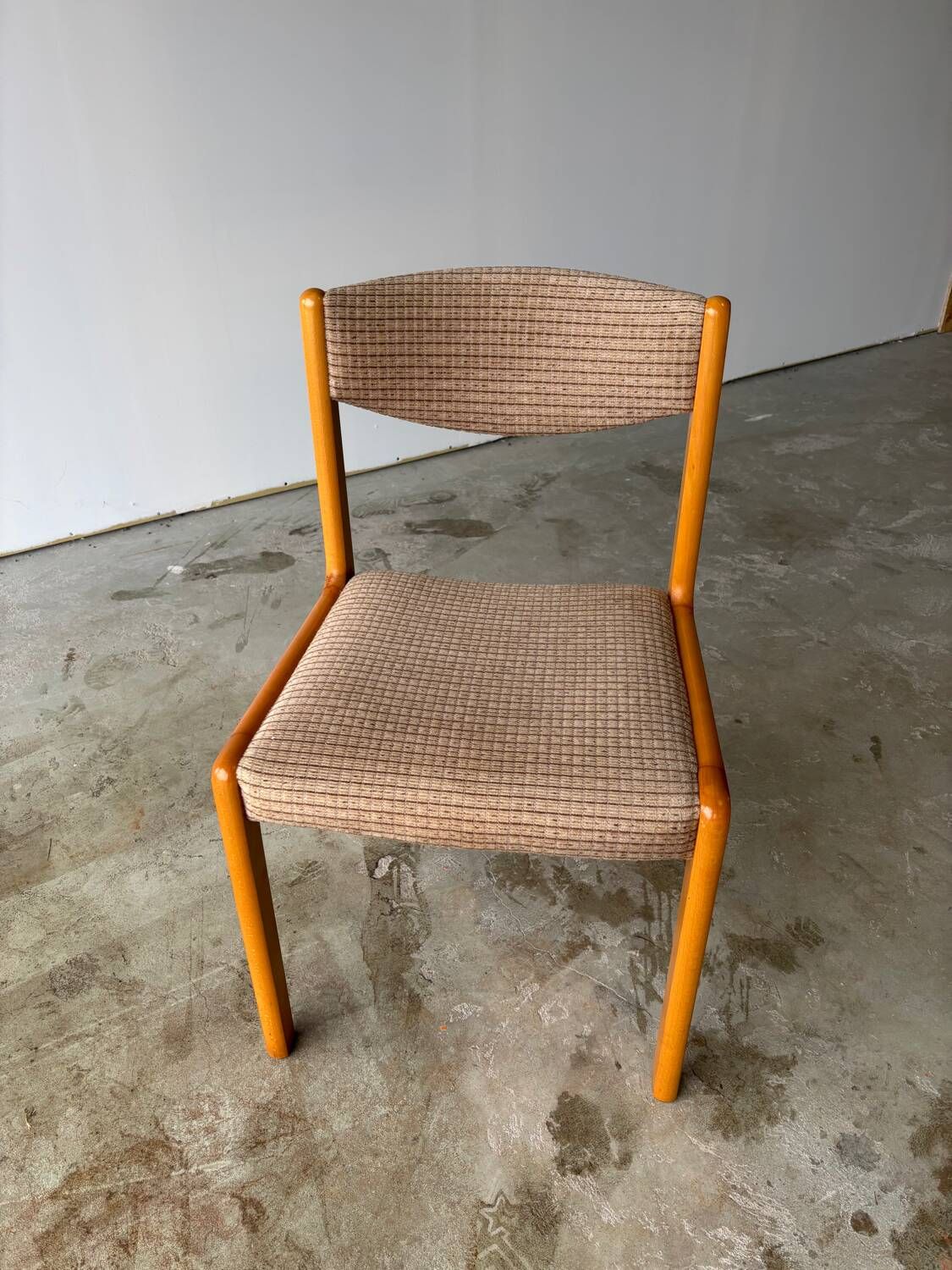 Set of 6 Self brand chairs in beech with wool seat