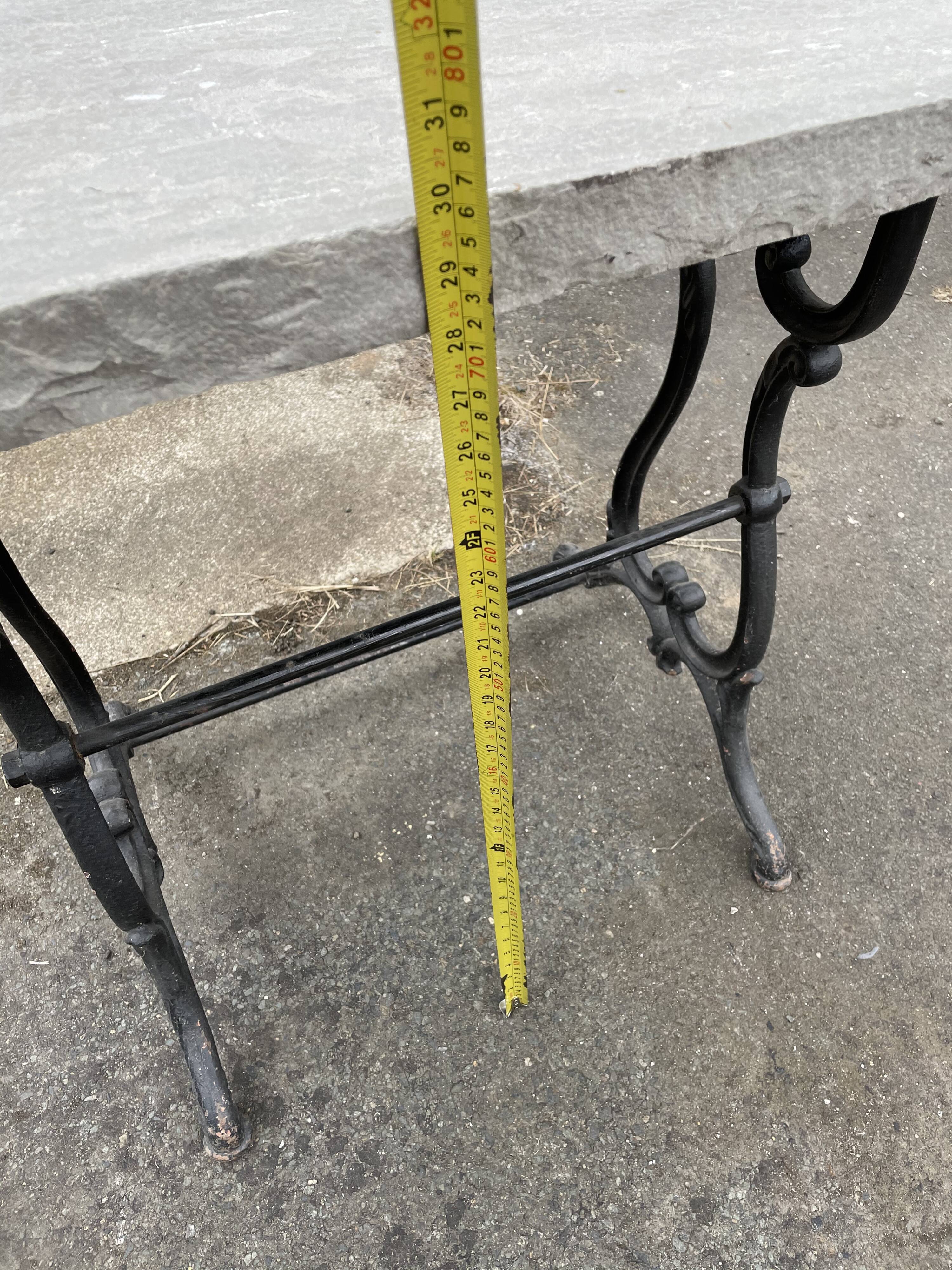 Garden table foot cast iron stone tray