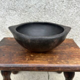 Ancient bowl, Colombian ceramic pottery La Chamba.