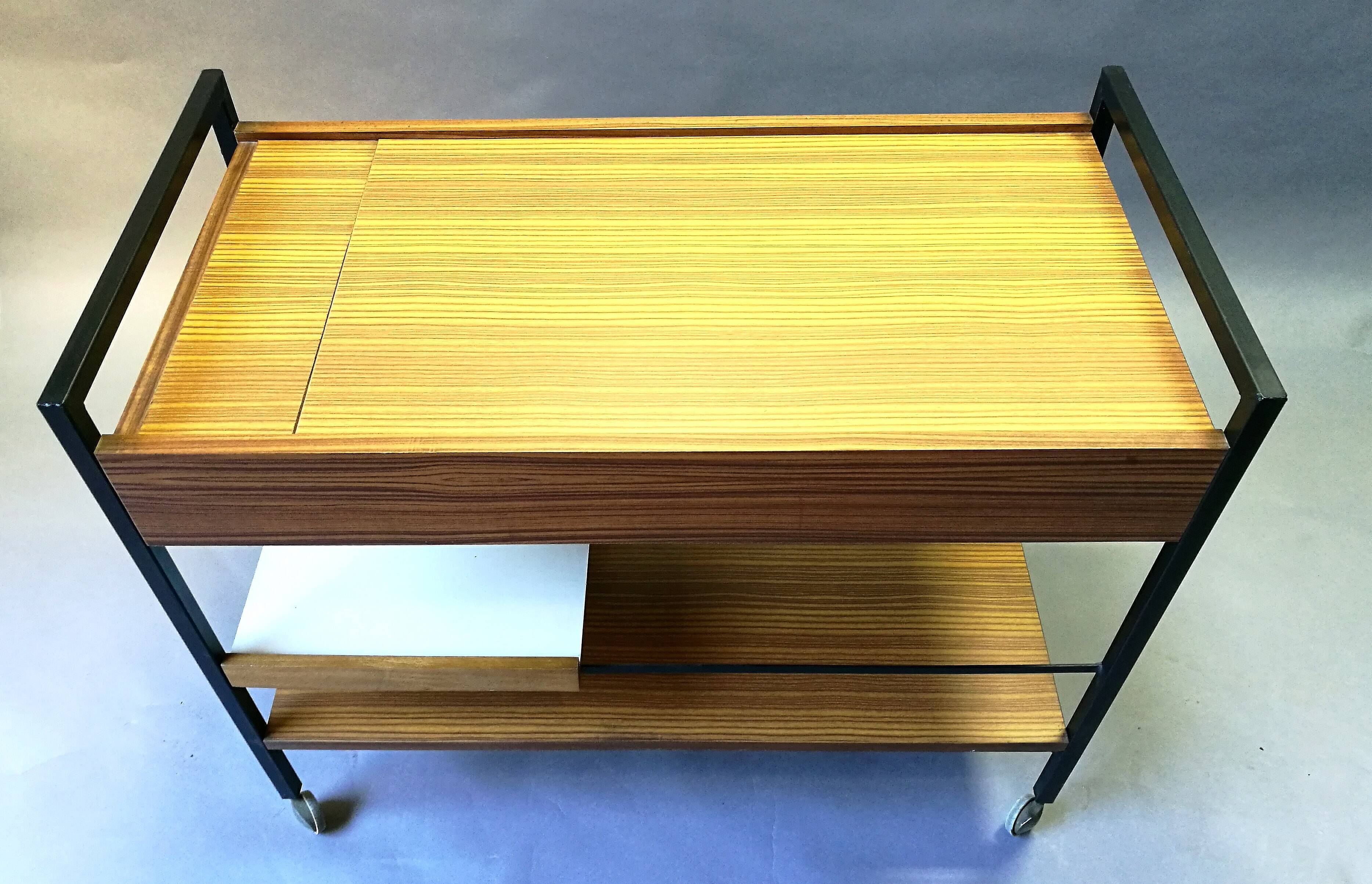 Serving bar design 60s french