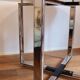 Table ronde en chrome et en verre fumé des années 1970