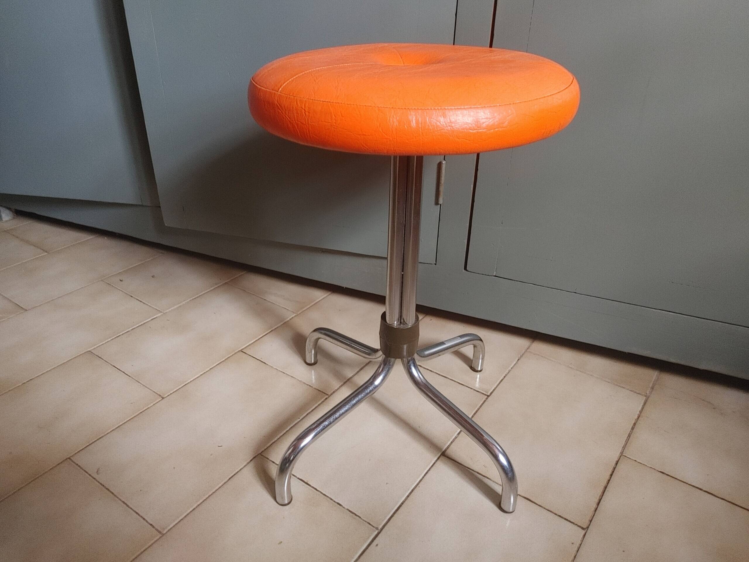 Vintage 70's rotating stool, chrome base, orange imitation leather seat