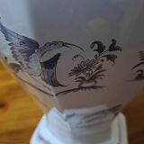 Lamp base in Moustiers style.