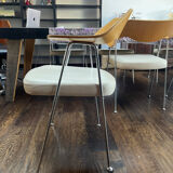 8 chairs robin day