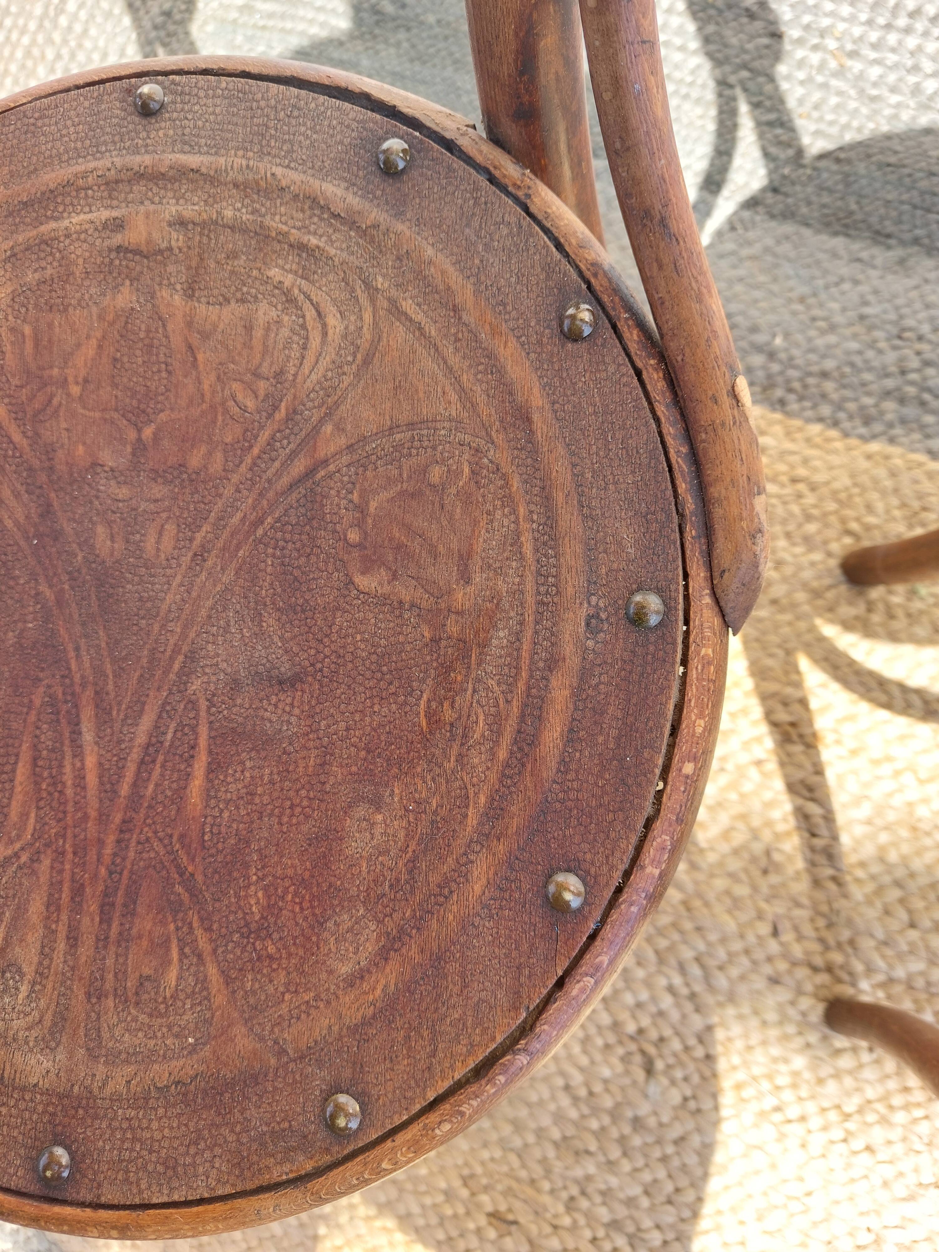 4 curved wooden bistro chairs