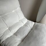 Fauteuil chauffeuse en simili blanc par Christian Koban pour DOM édition