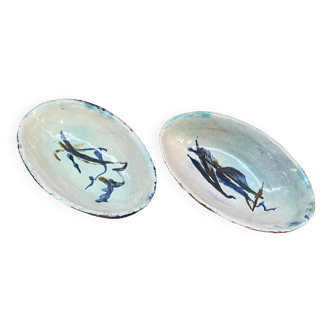 Duo of ceramic oval ramekin salad bowls