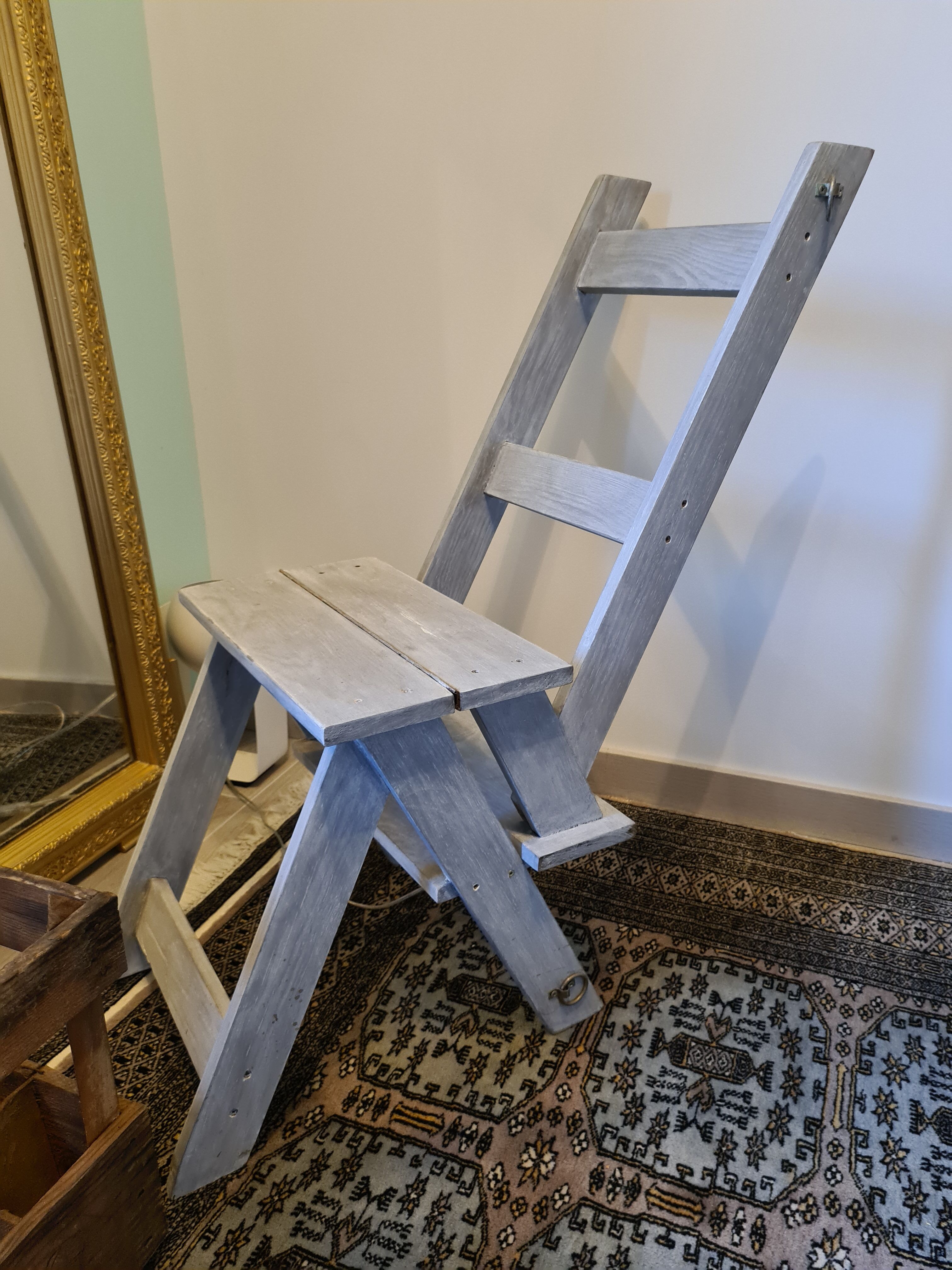 Vintage stepladder chair