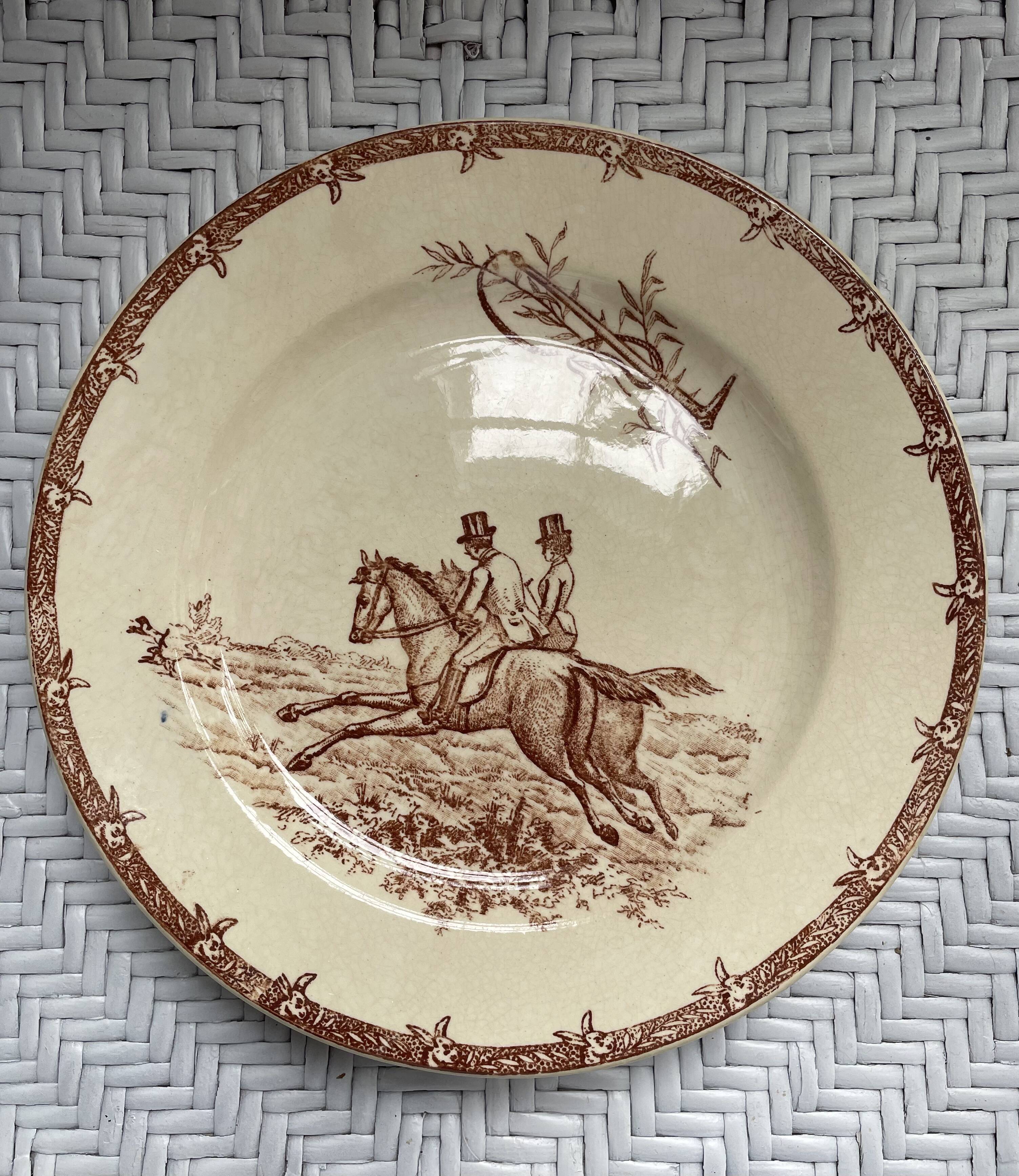Flat plates iron earth hunting scene vieillard