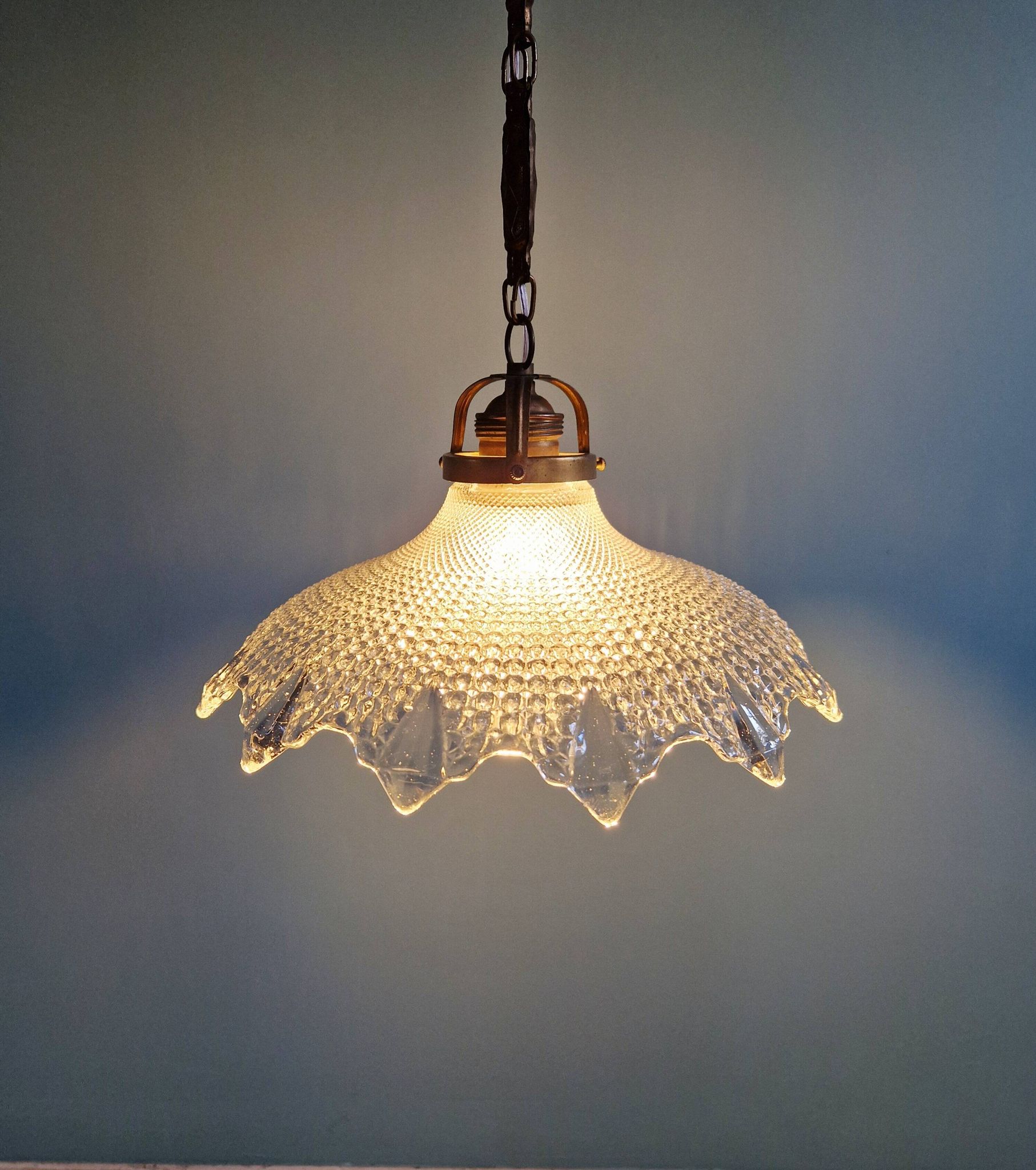 Art Deco pendant light in fluted transparent glass, 1920s-30s.