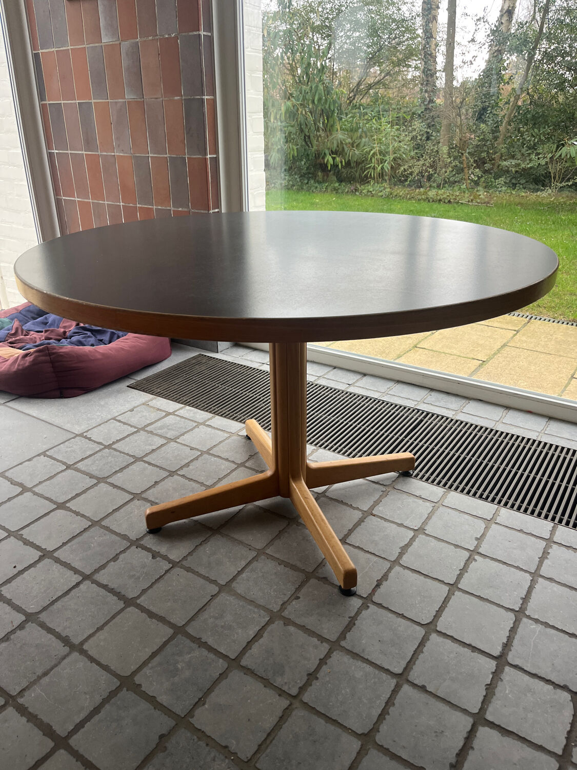 Round table Ø 120 cm by Bruno Rey for Kusch+Co – Made in Germany