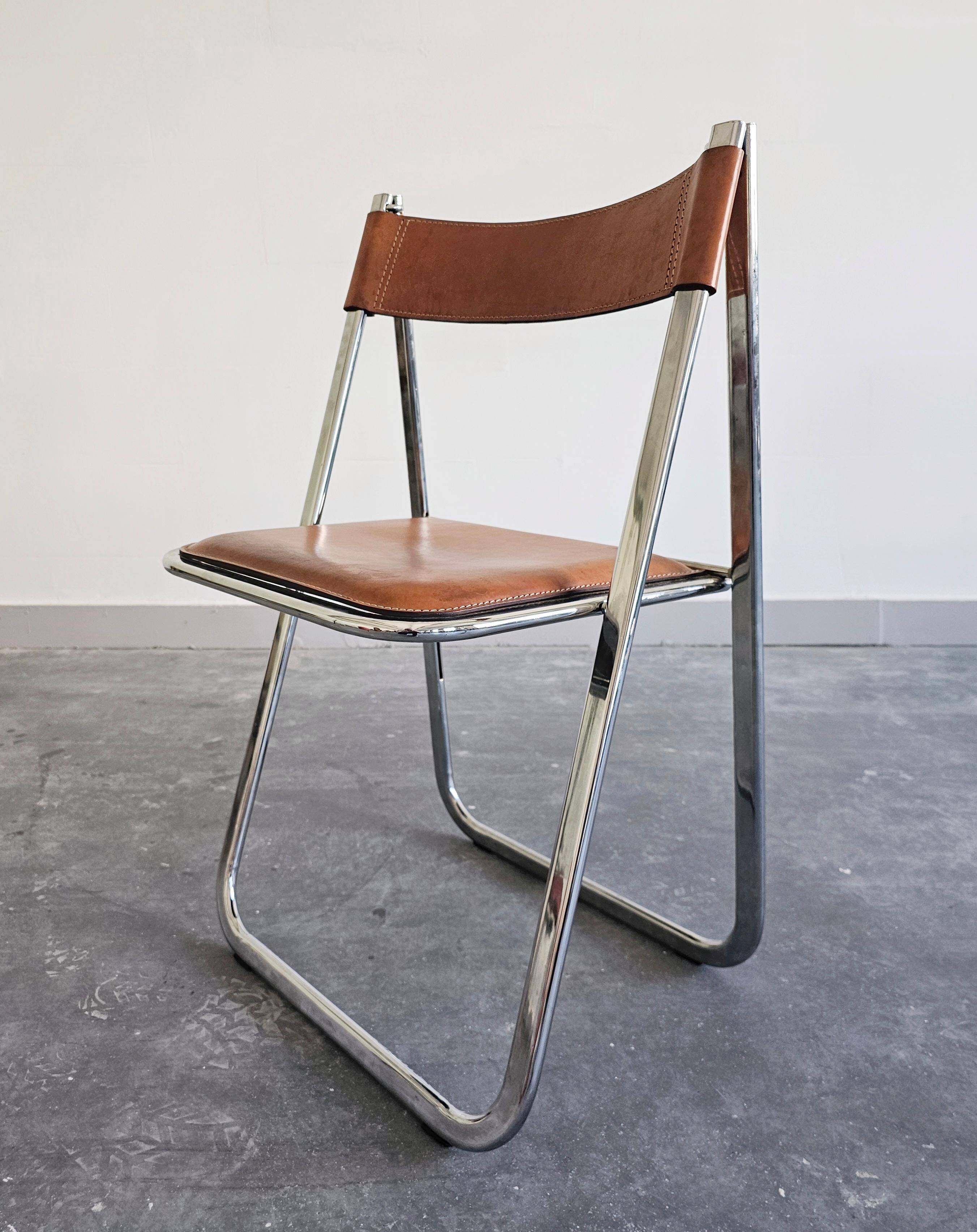Paire de chaises pliantes modèle Tamara par Arrben, cuir, 1970s