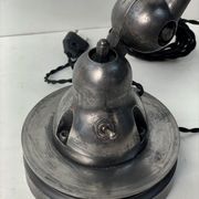 Ancienne lampe Jieldé sous licence Flurex Suisse